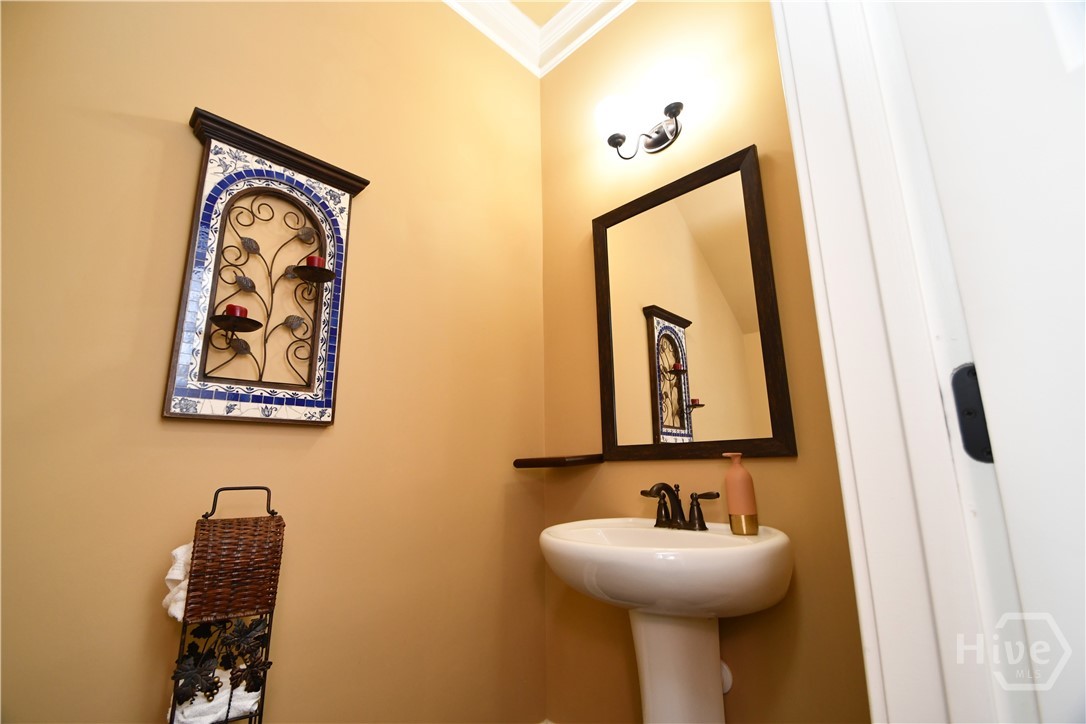 1140 Riverhill Drive Property Photo 21