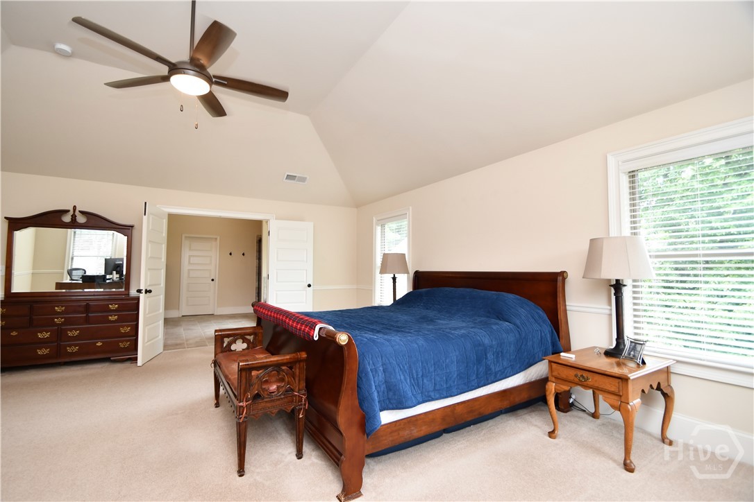 1140 Riverhill Drive Property Photo 28