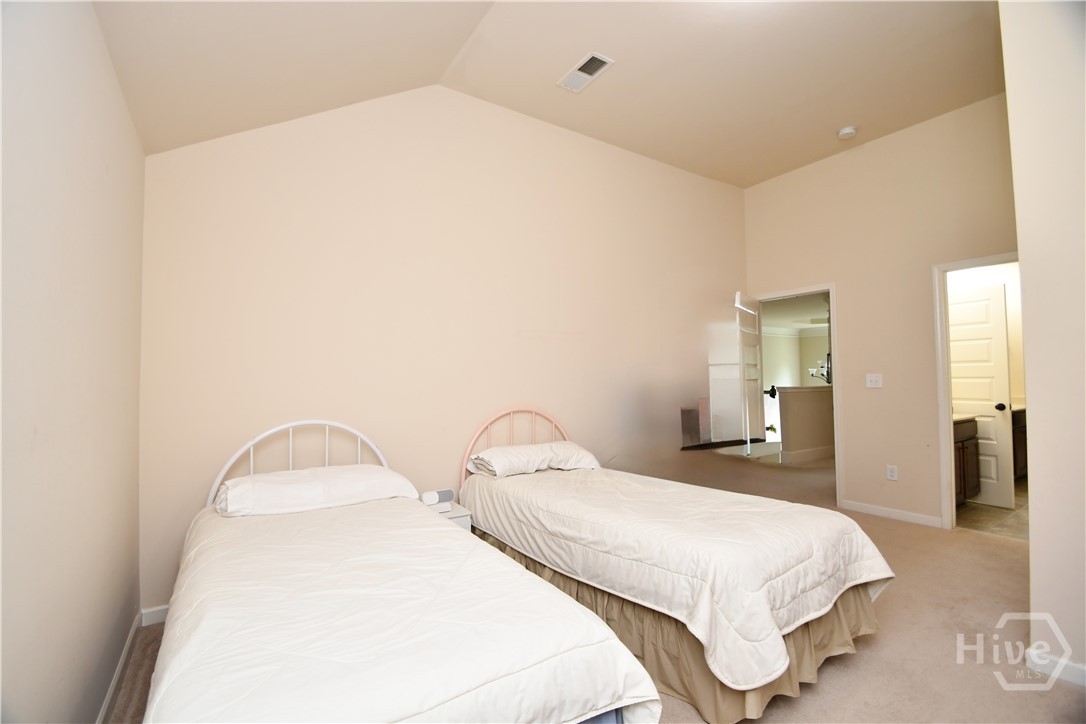 1140 Riverhill Drive Property Photo 37