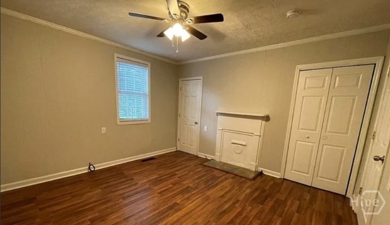 1734 E Broad Street Property Photo 6