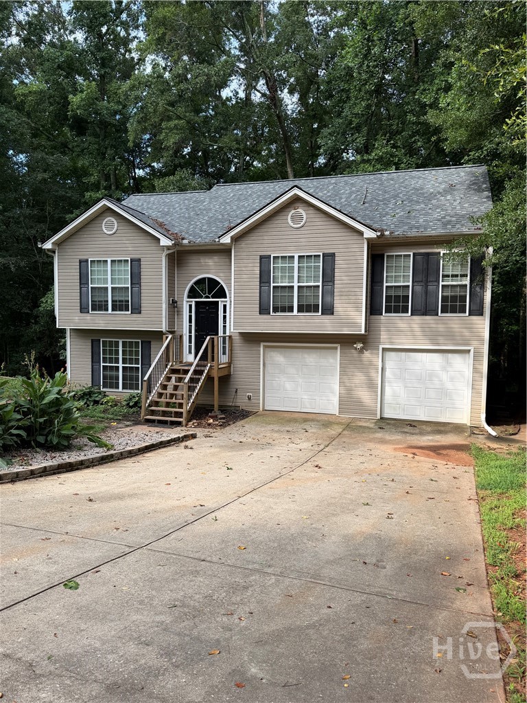 2023 Emerald Pointe Drive Property Photo 2