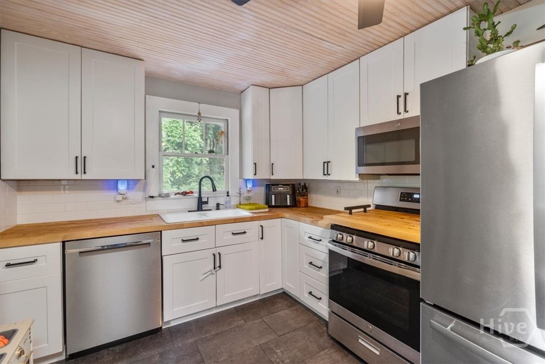 208 Briarcliff Road Property Photo 7
