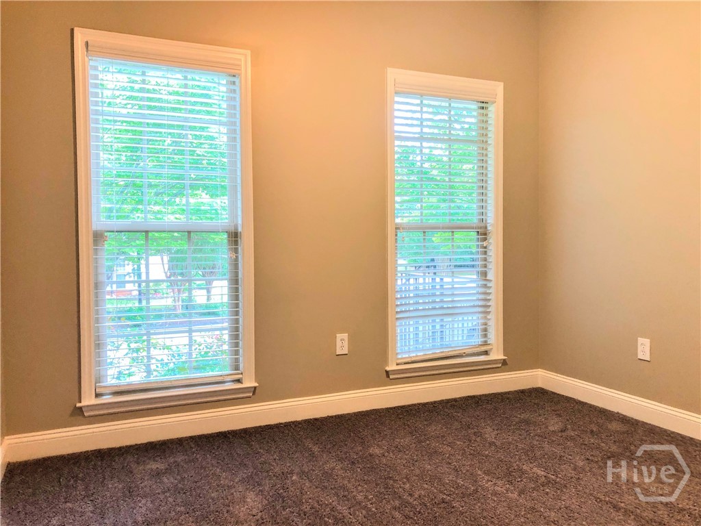 1121 Livingston Trail Property Photo 10