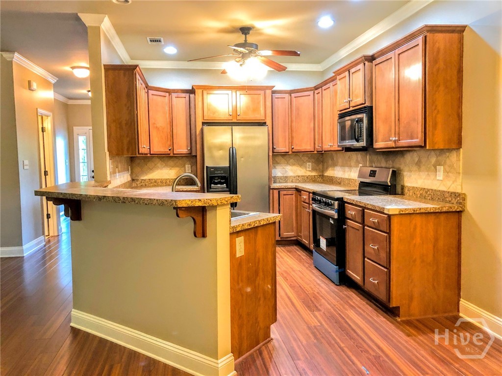 1121 Livingston Trail Property Photo 14