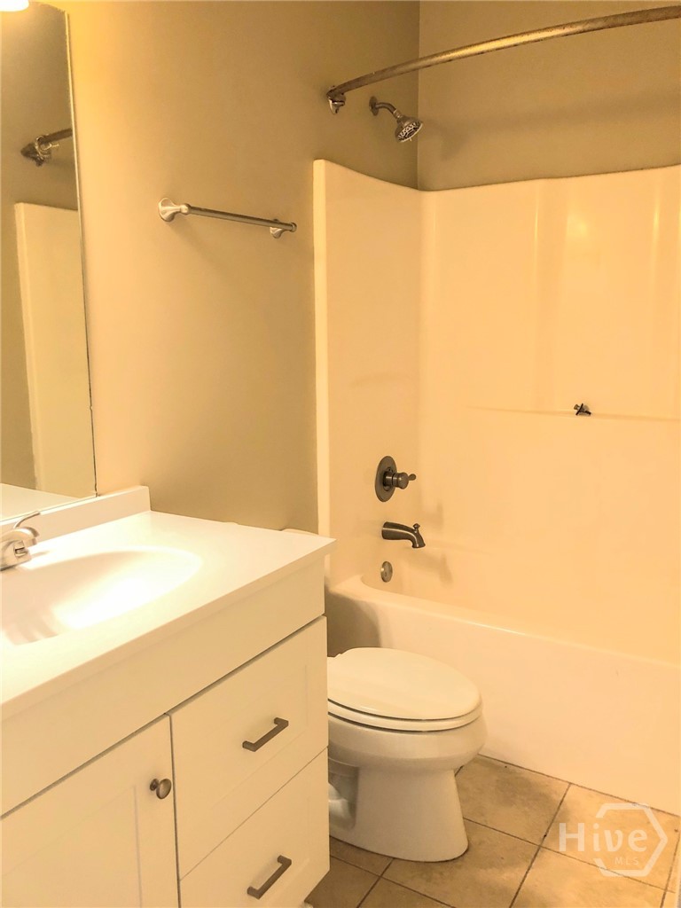 1121 Livingston Trail Property Photo 21