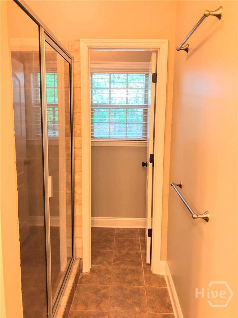 1121 Livingston Trail Property Photo 31