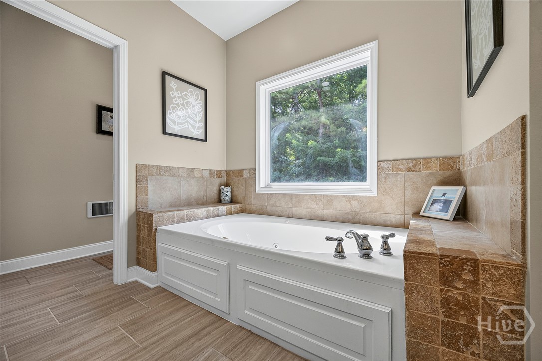 1400 Giles Road Property Photo 29