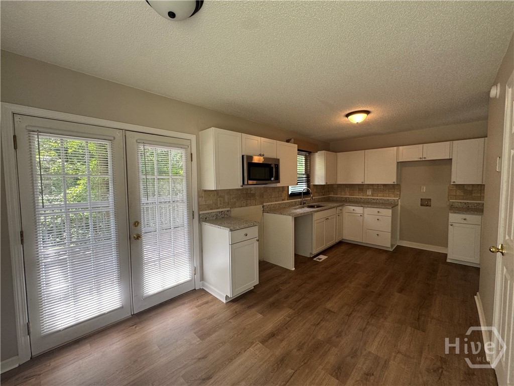 650 Morton Road Property Photo 3