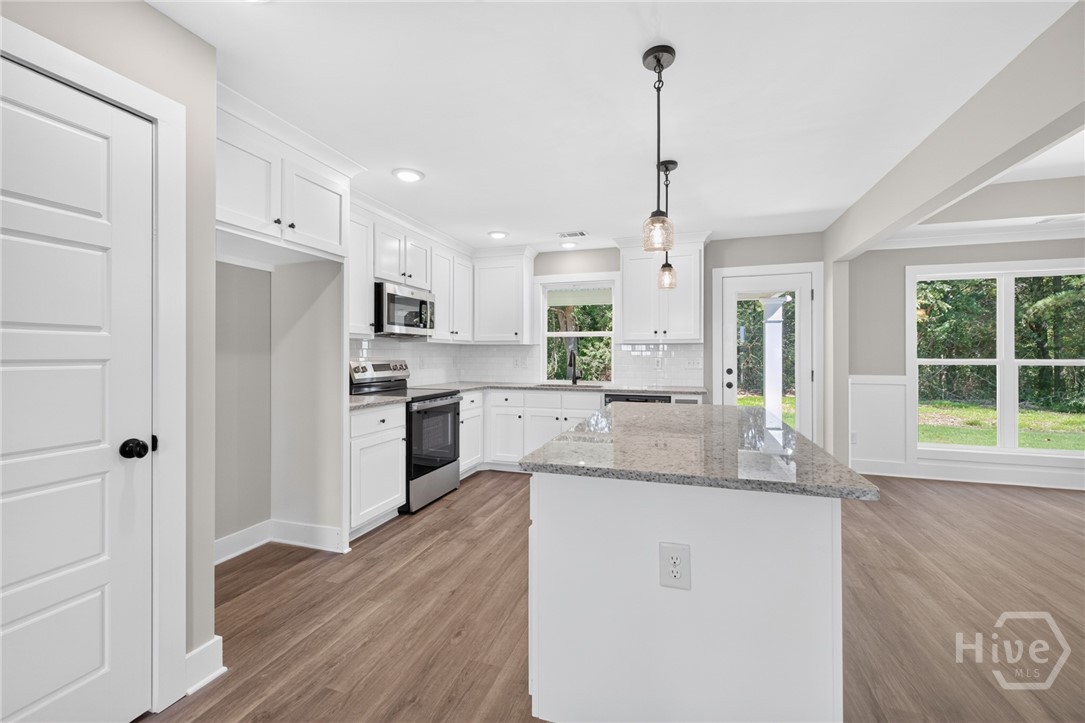 468 Roper Road Property Photo 12
