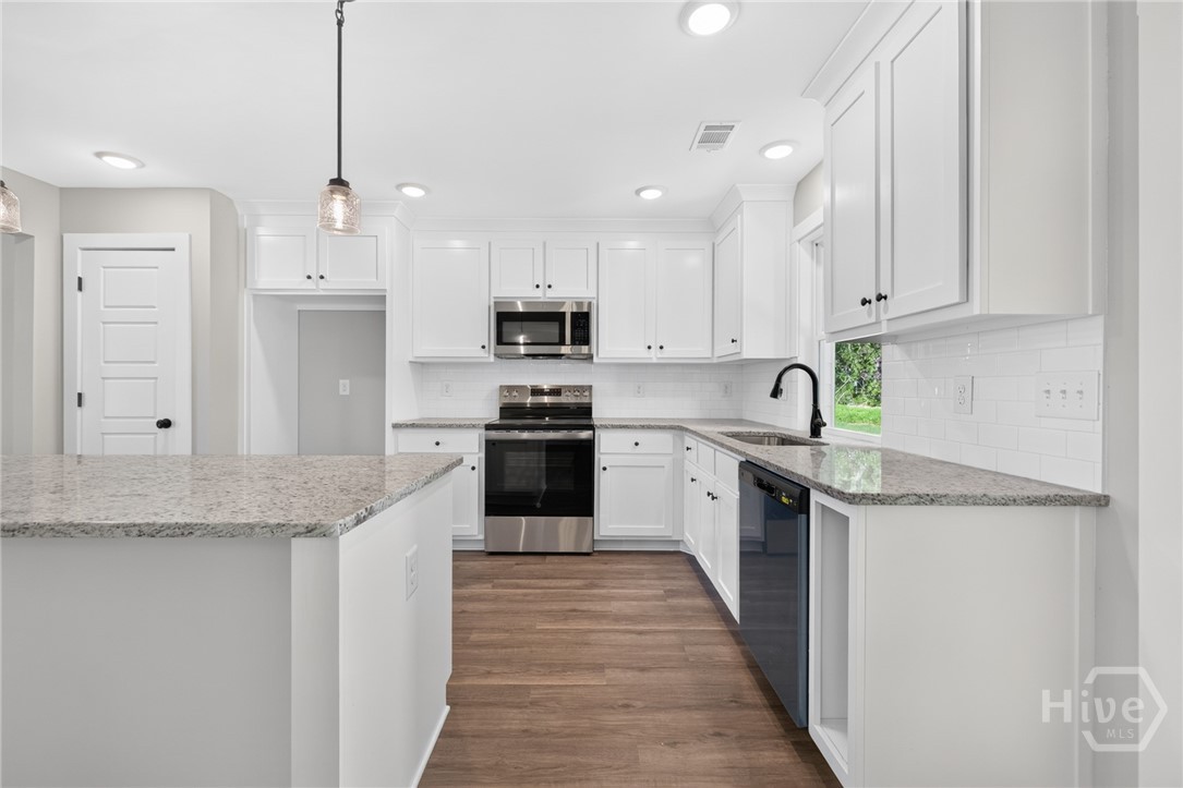 468 Roper Road Property Photo 14
