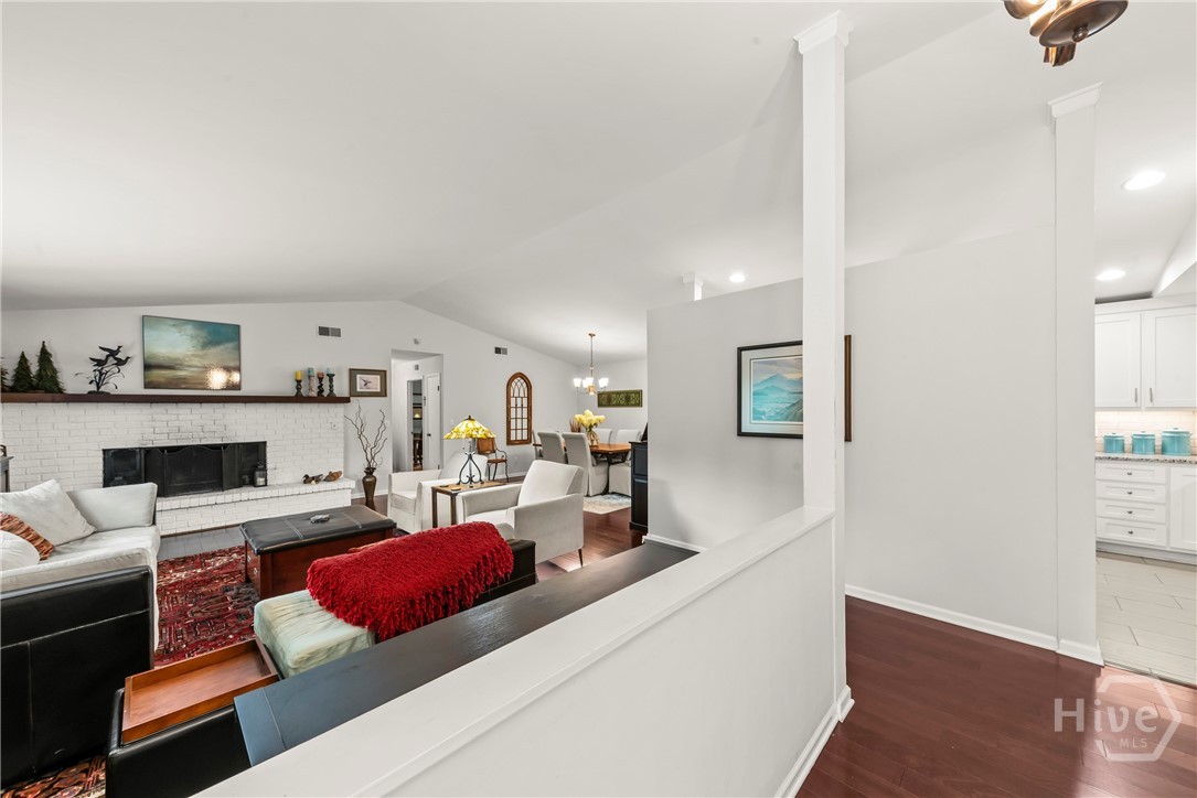 1041 Patrick Place Property Photo 11