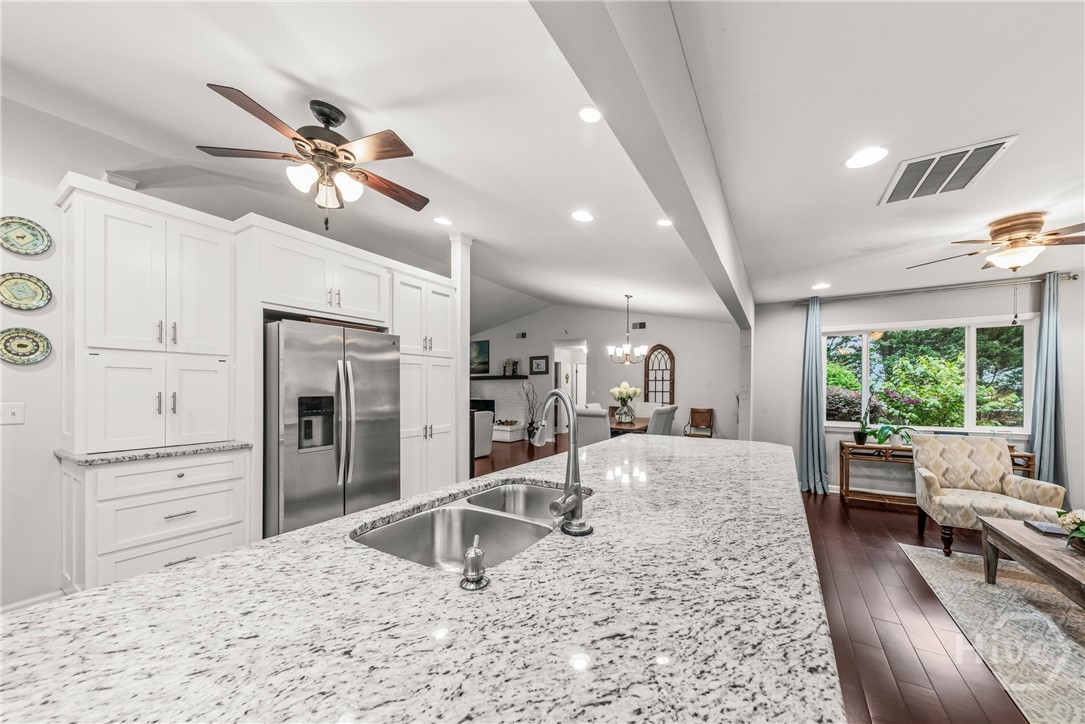 1041 Patrick Place Property Photo 36