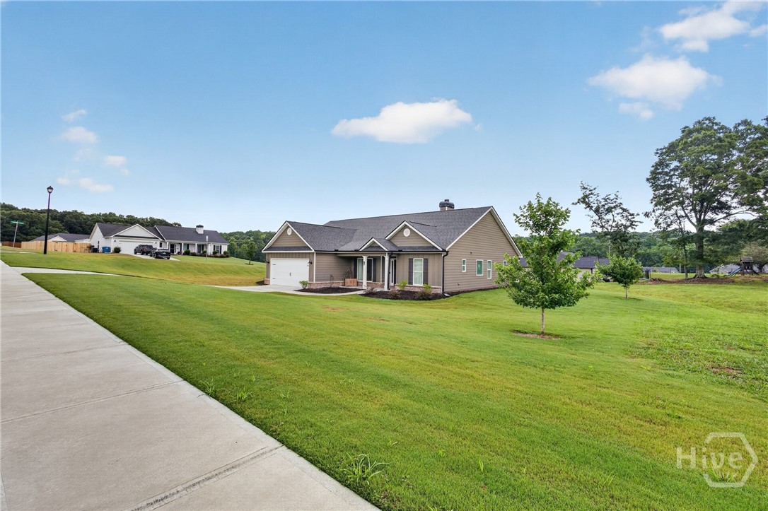 198 Advent Drive Property Photo 41