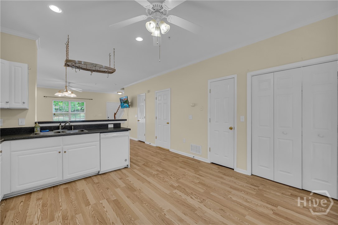 205 Woodstone Drive 8 Property Photo 12