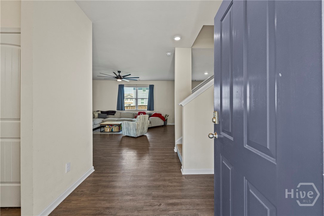178 Starbuck Parkway Property Photo 3