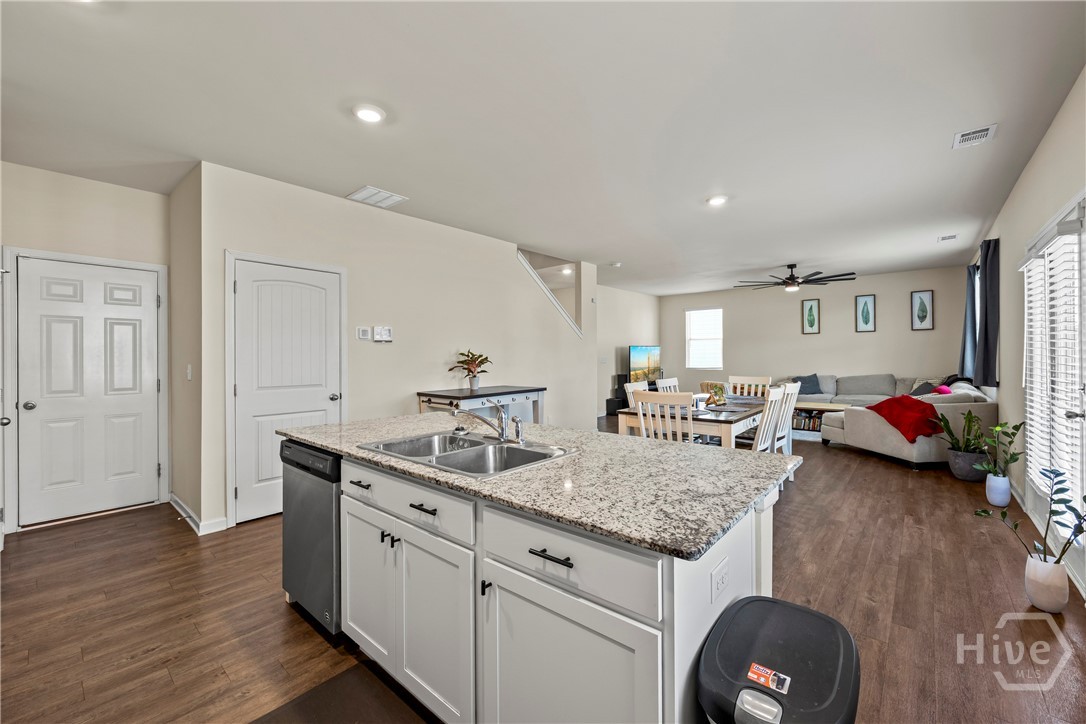 178 Starbuck Parkway Property Photo 17