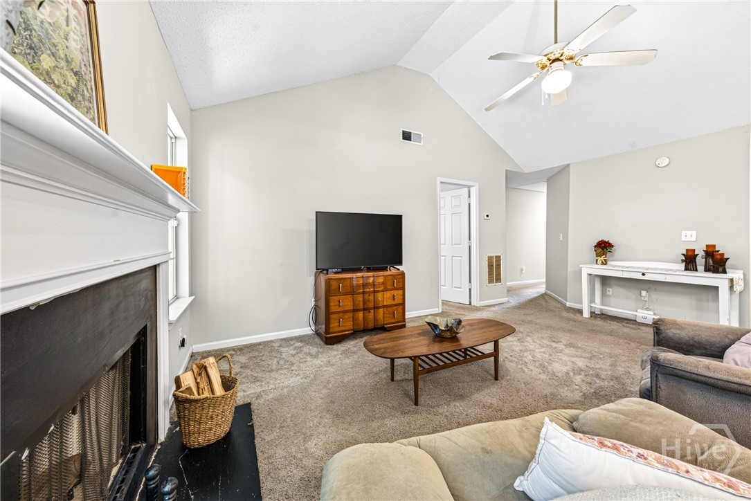 2343 Rambling Way Property Photo 6