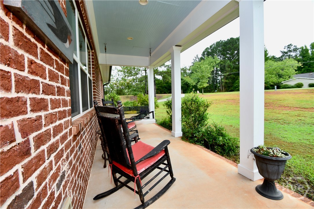 2210 Flat Rock Road Property Photo 4