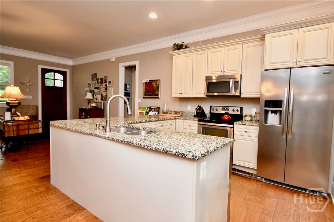 2210 Flat Rock Road Property Photo 11
