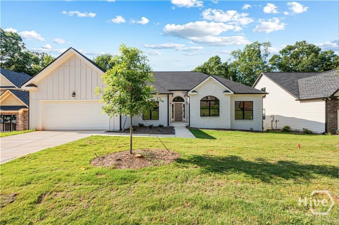 400 Ansley Drive Property Photo 1