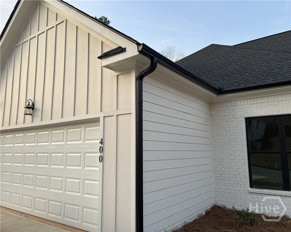 400 Ansley Drive Property Photo 4