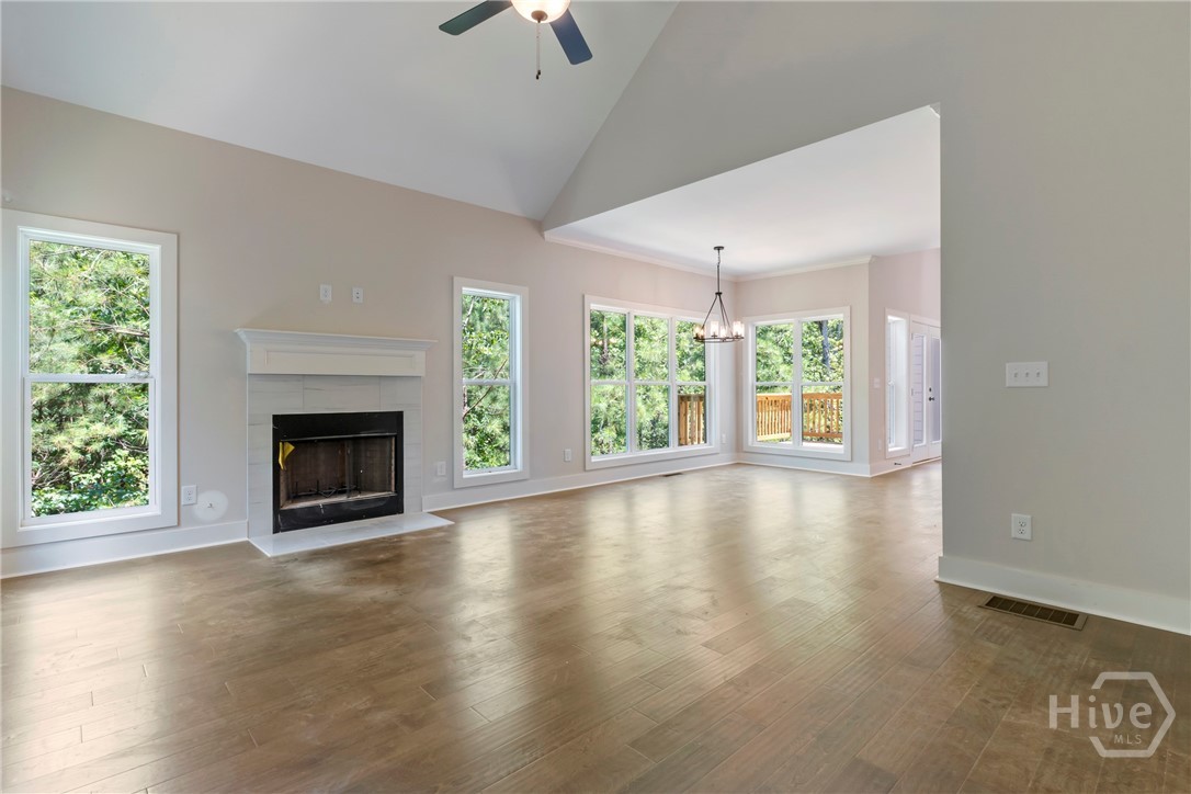 400 Ansley Drive Property Photo 8