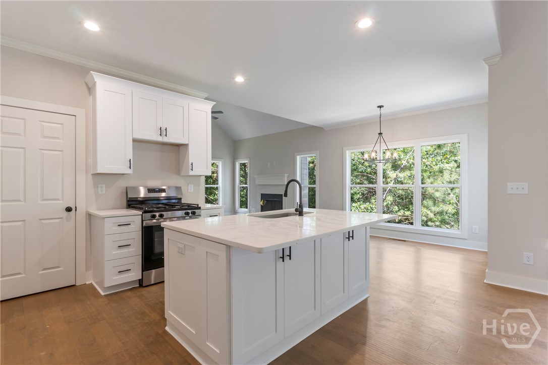 400 Ansley Drive Property Photo 13
