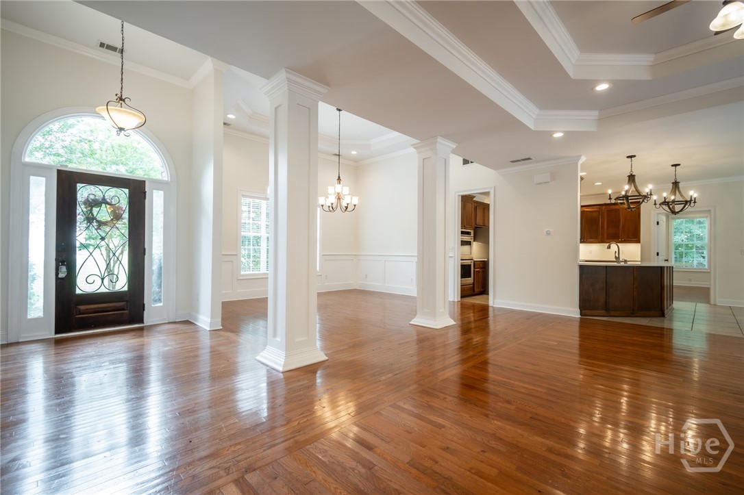155 Pine Creek Way Property Photo 6