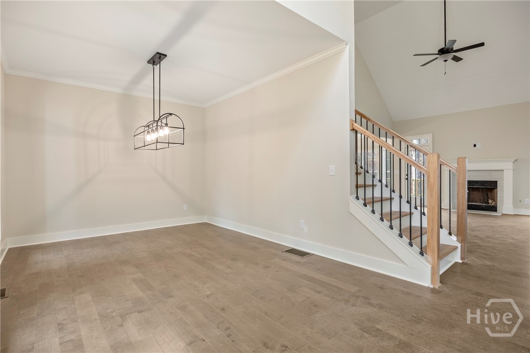 370 Ansley Drive Property Photo 3