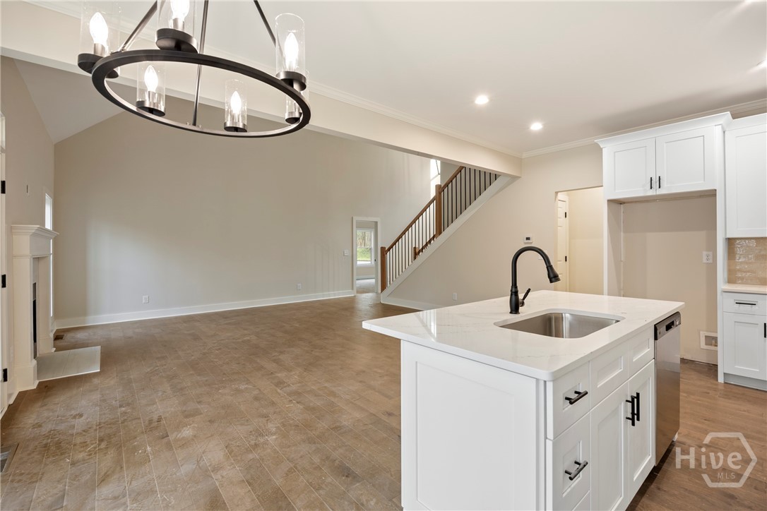370 Ansley Drive Property Photo 20