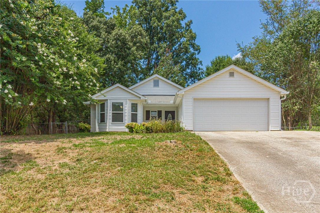 253 Chardonnay Trace Property Photo 1