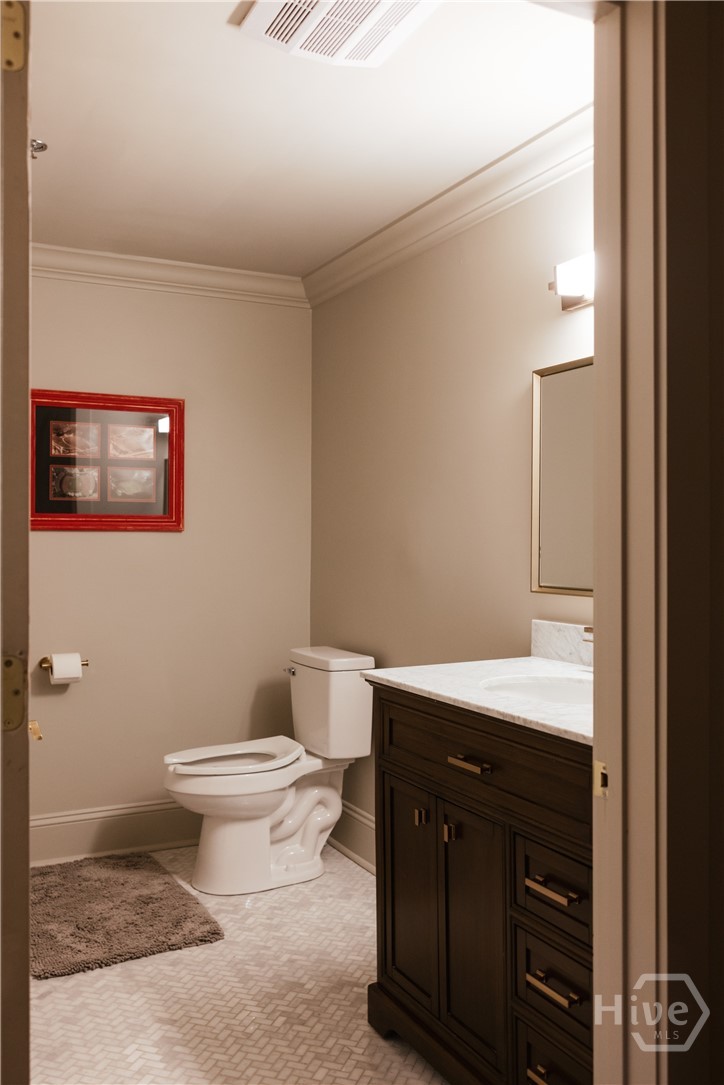 244 E Washington 150 Property Photo 29