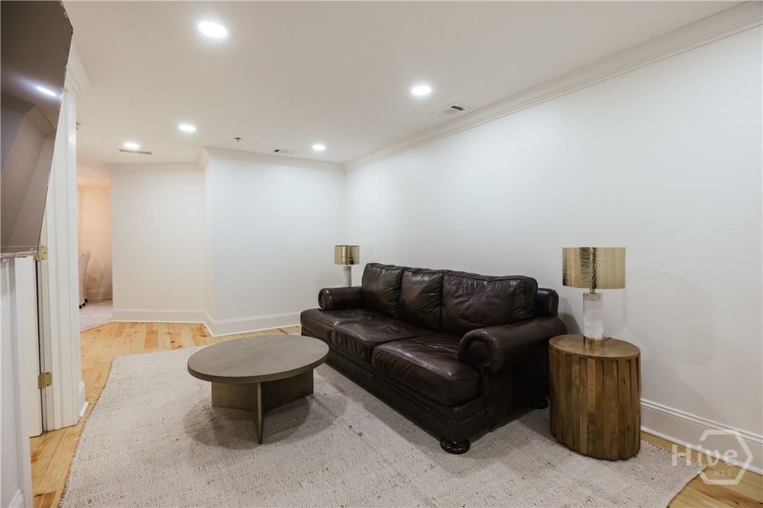 244 E Washington 150 Property Photo 32