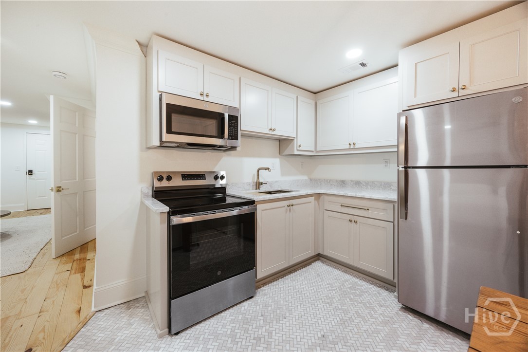 244 E Washington 150 Property Photo 34