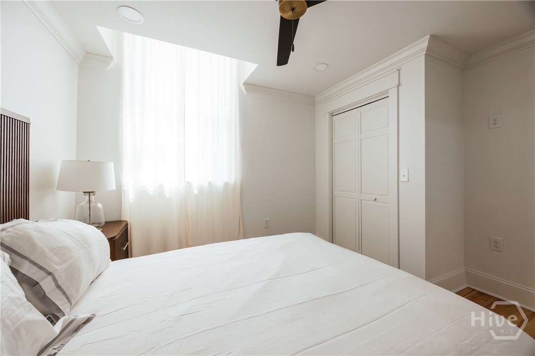 244 E Washington 150 Property Photo 45