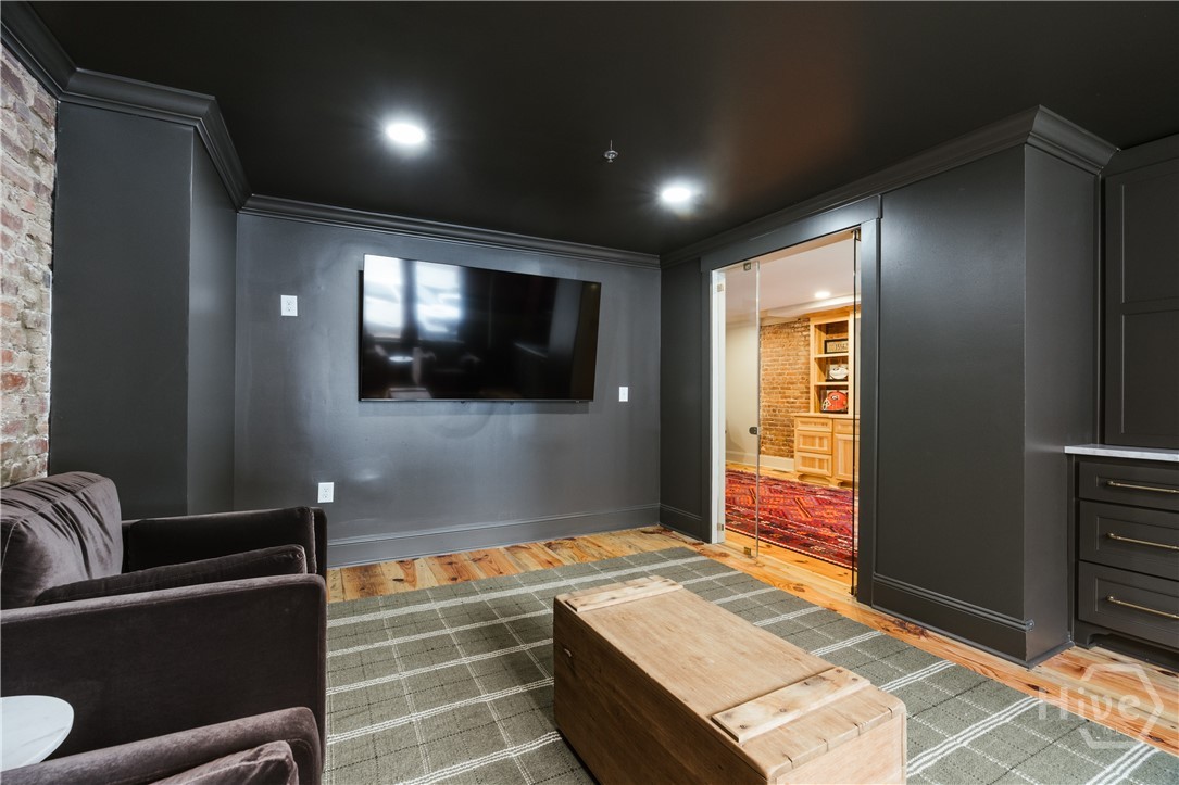 244 E Washington 250 Property Photo 16