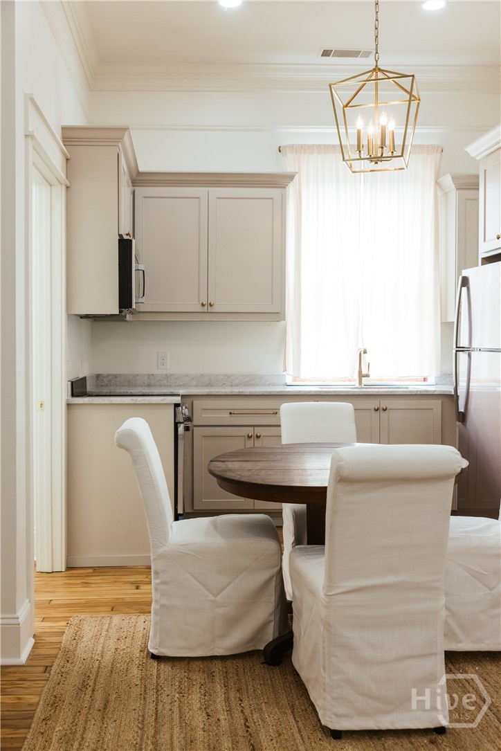 244 E Washington 250 Property Photo 40