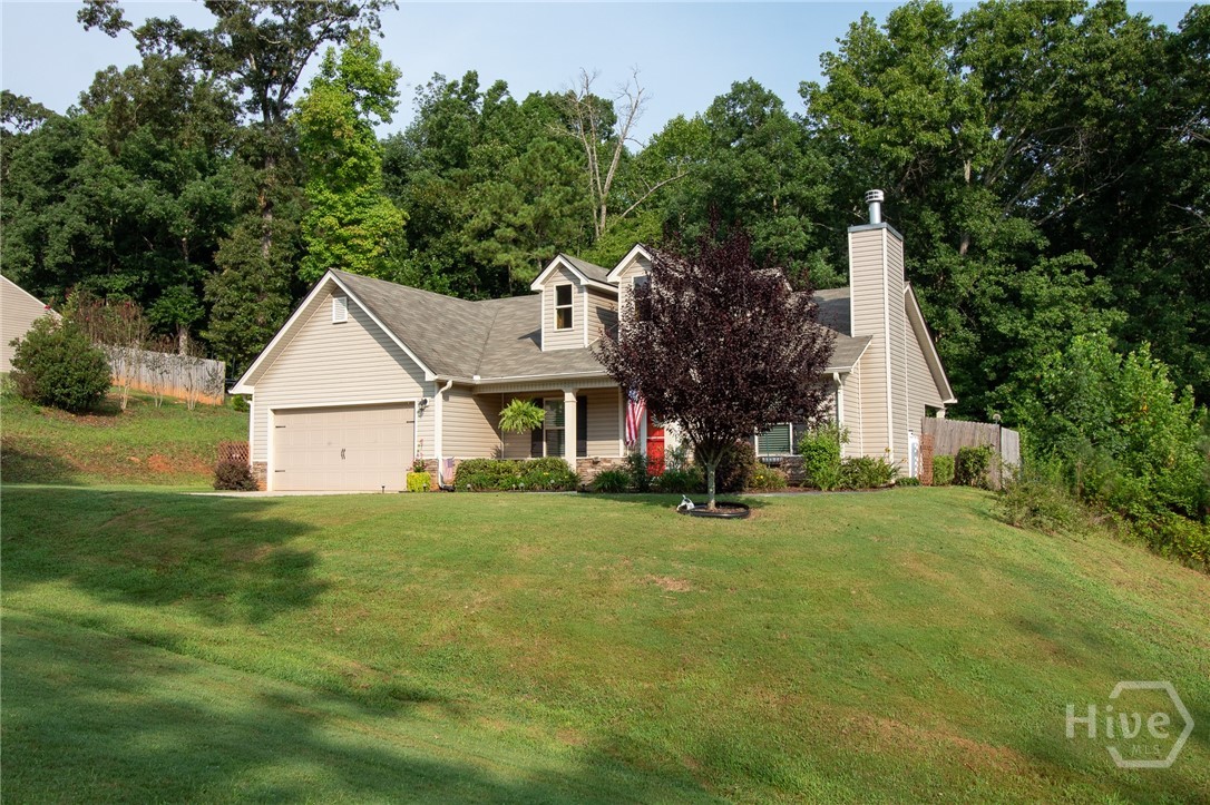 141 Conifer Court Property Photo 3