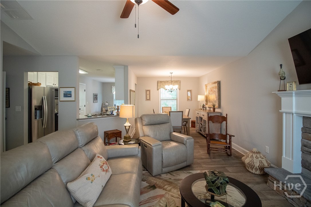 141 Conifer Court Property Photo 10