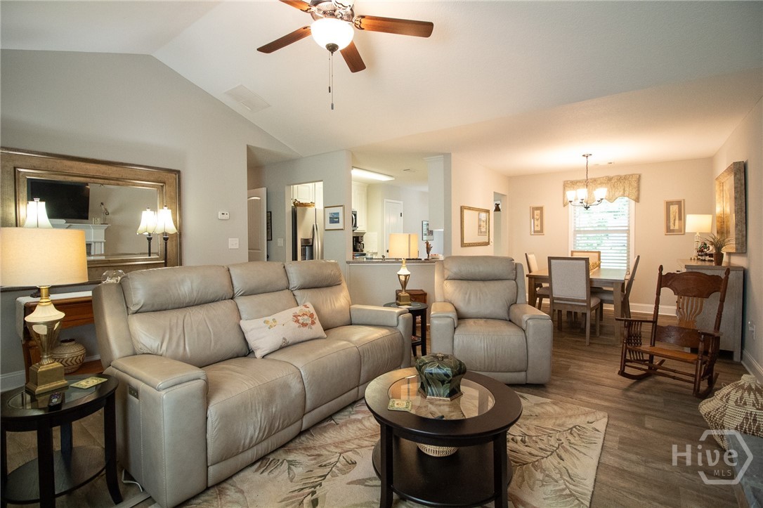 141 Conifer Court Property Photo 11