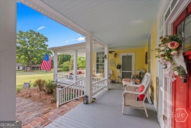 6644 Cadley Road Property Photo 5