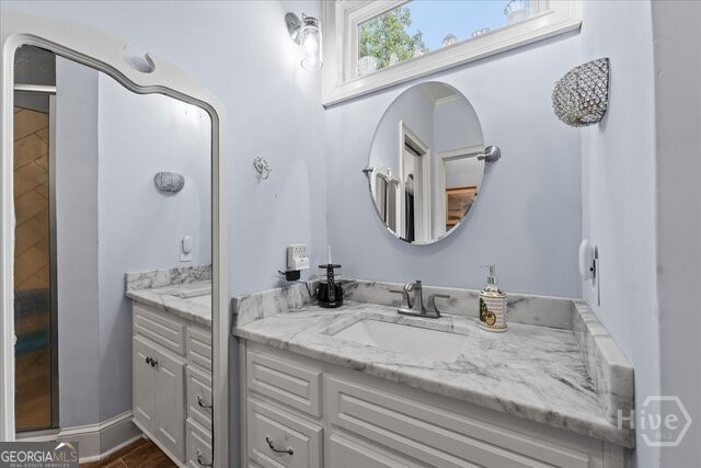 6644 Cadley Road Property Photo 12