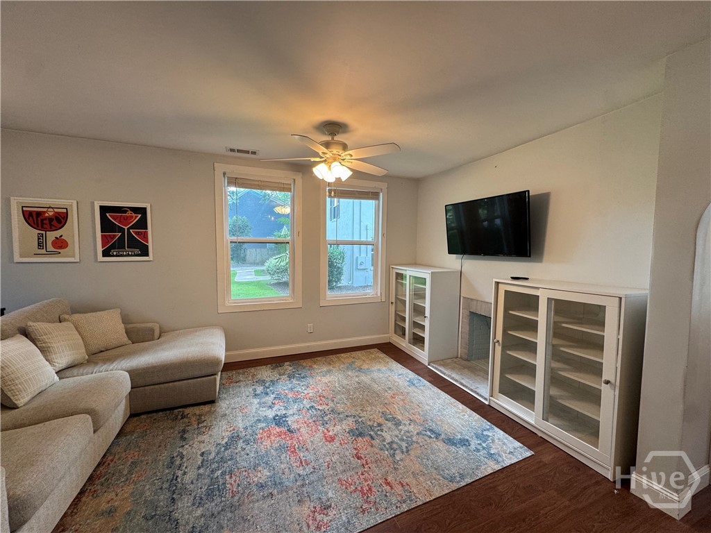 385 Best Drive Property Photo 5