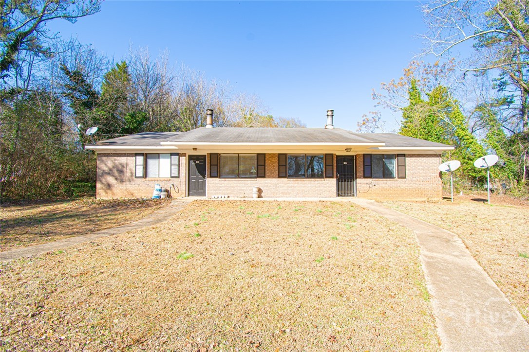 195 Pamela Drive Property Photo 1