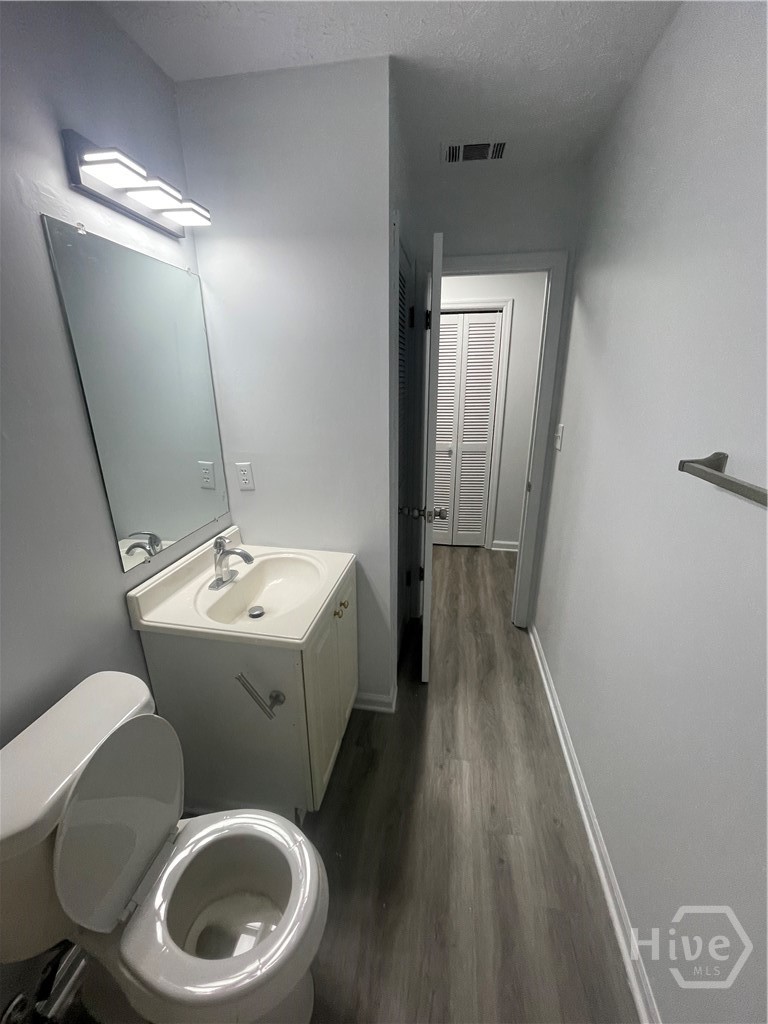 195 Pamela Drive Property Photo 3