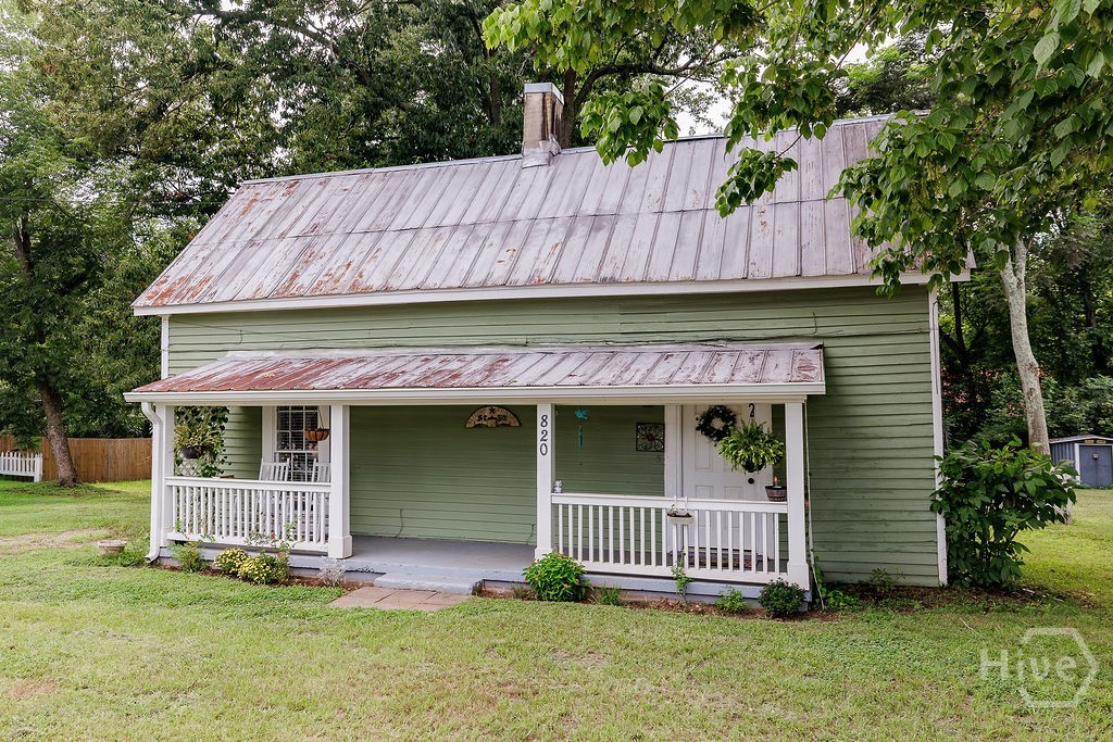 820 Whitehall Road Property Photo 2