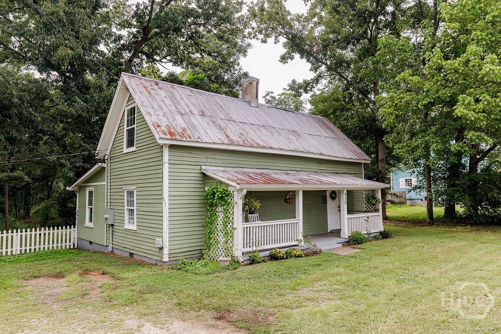 820 Whitehall Road Property Photo 3