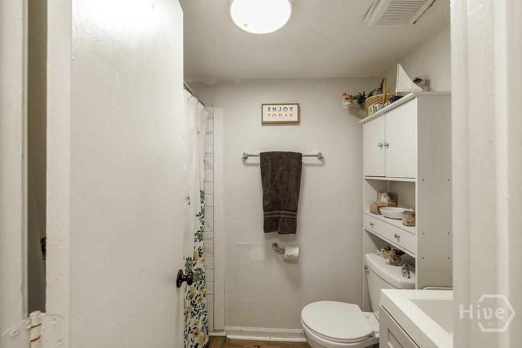 820 Whitehall Road Property Photo 22
