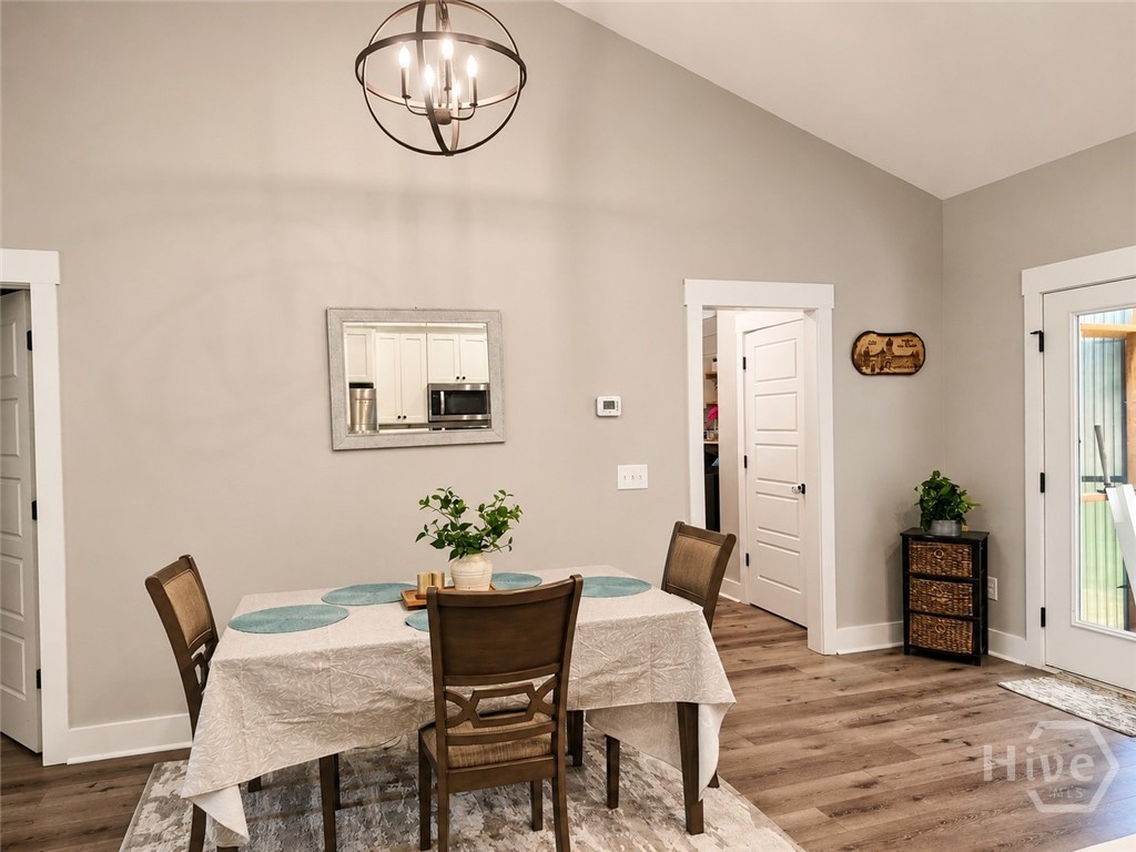 521 Borders Property Photo 11