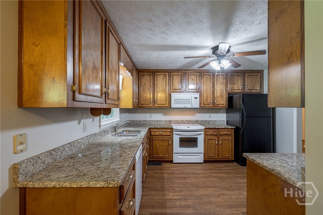 1161 Windsor Drive Property Photo 14